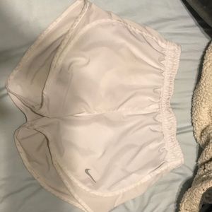 NIKE SHORTS WHITE XS GREAT CONDITION